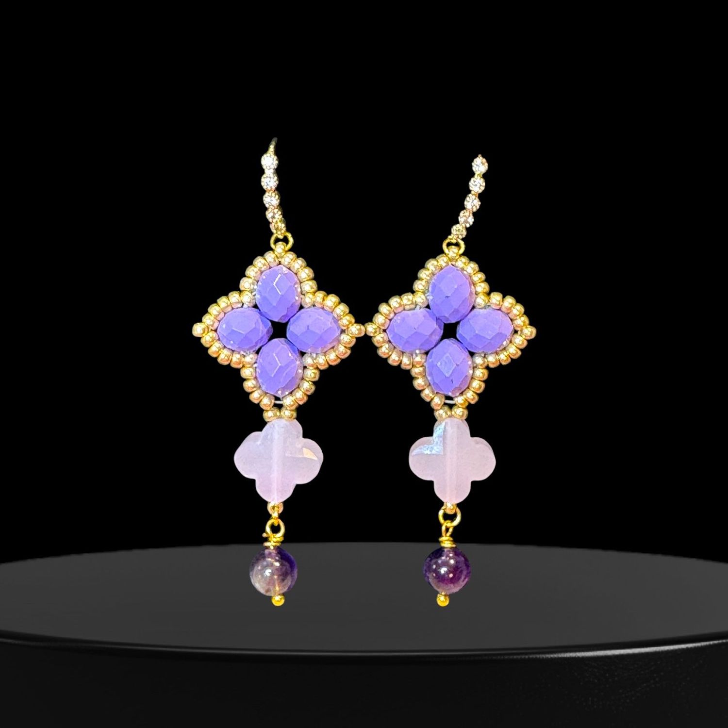 Aurora Fleur Ohrring in Violet, Rosé und Amethystperle