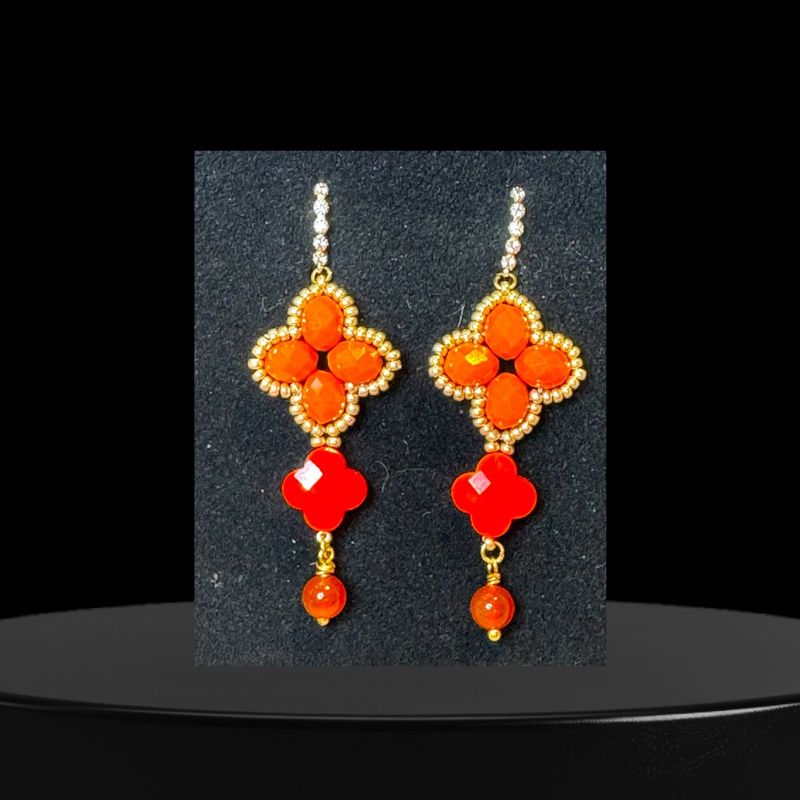 Aurora Fleur Ohrring in Orange, Rot und Karneolperle