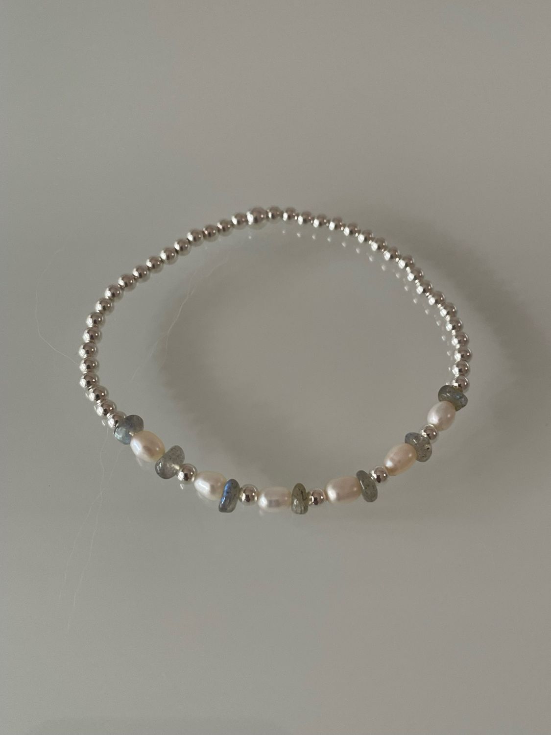 Labradorite With Freshwater Pearl And Sterling Silver Stretchy Bracelet.