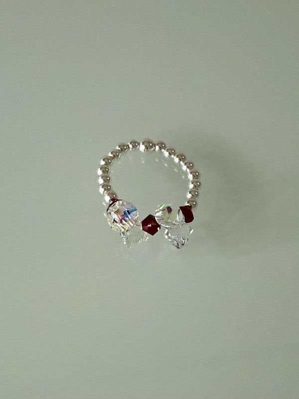 Clear Crystal & Siam Red Bow Stretchy Ring ✧