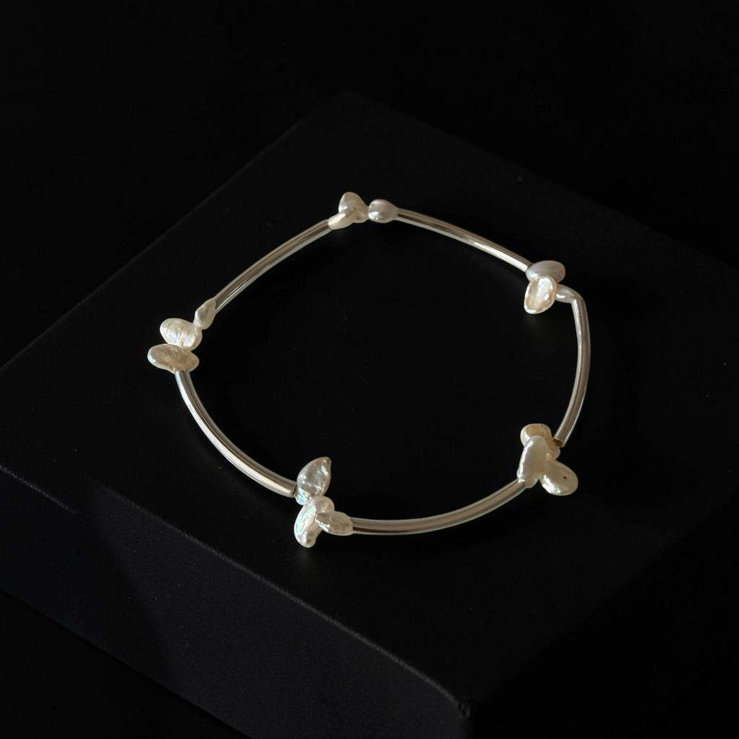 Sterling Silver & Keshi Freshwater Pearl Stretch Bangle Sterling Silver & Keshi Freshwater Pearl Stretch Bangle
