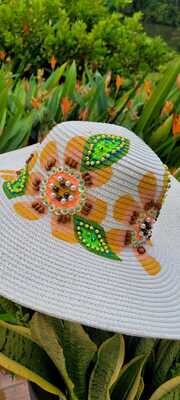 Sombreros colombianos pintados y bordados a mano
