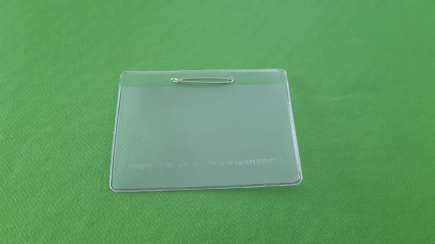 10 badges C/80