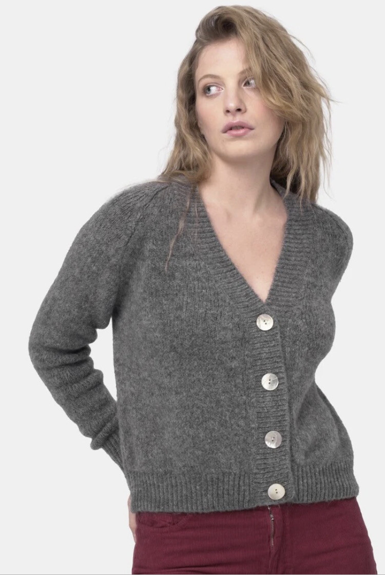 V Neck Ribbed Cardi