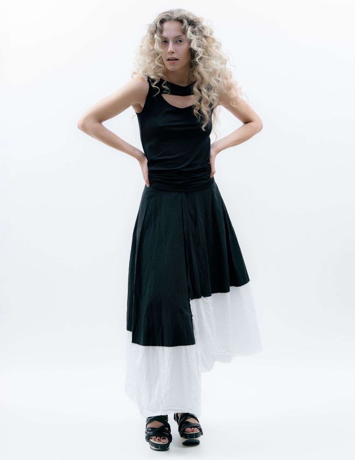 Uvik Skirt