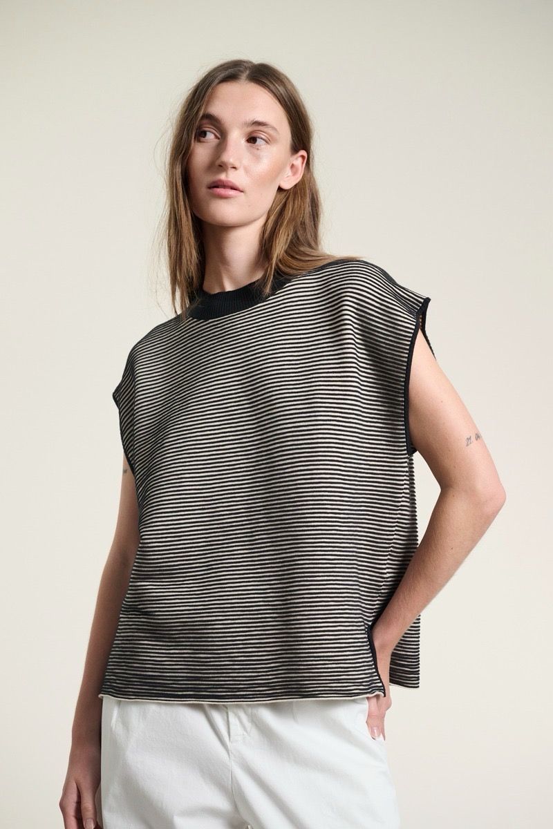 Saku Pintucks Blouse Saku Pintucks Blouse