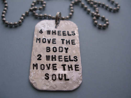 2 wheels move the soul