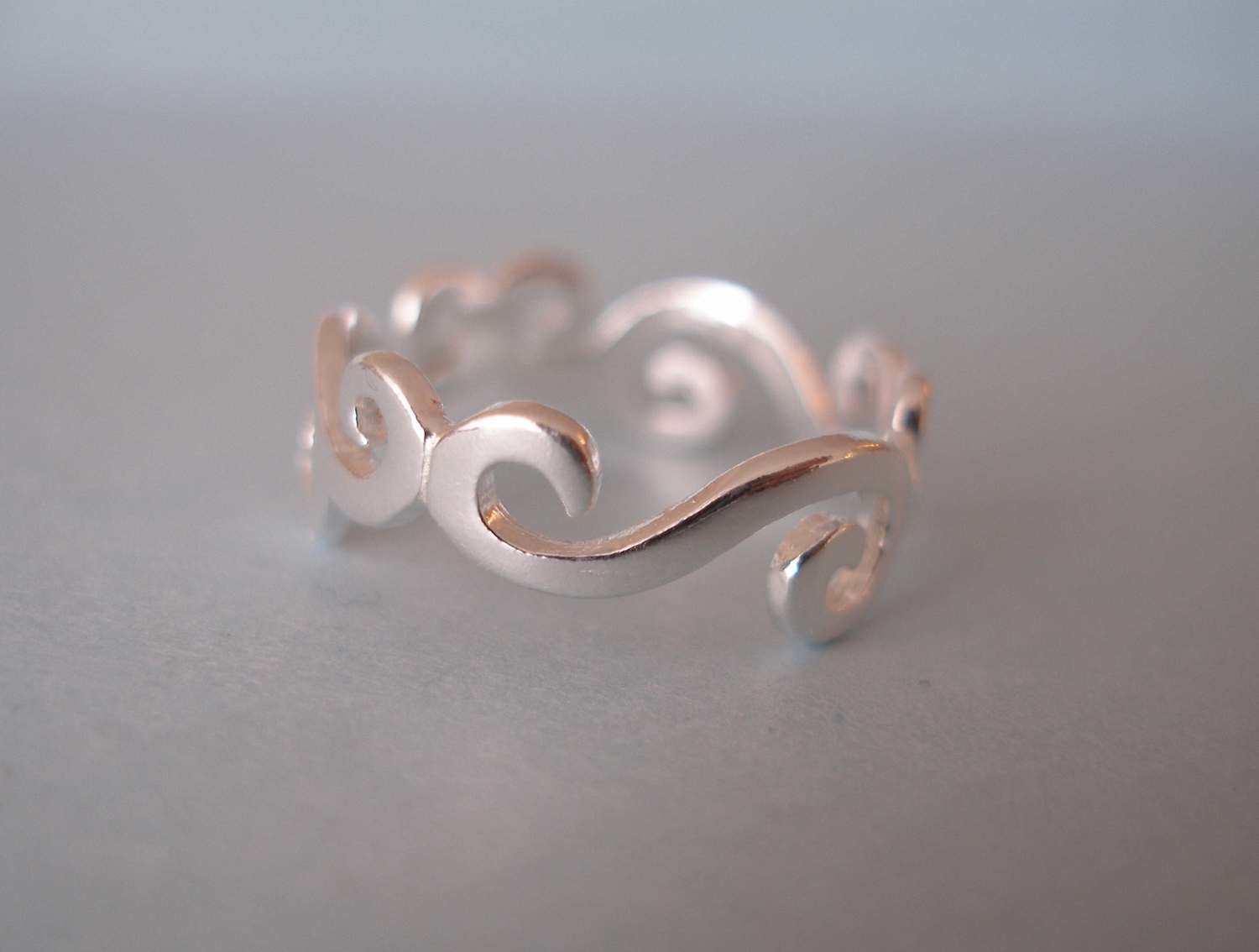 Fancy scroll ring - size 7 only