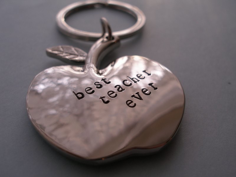 Best teacher ever - apple keyring
