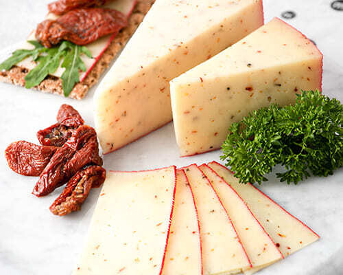 "М2" Сыр с вялеными томатами Цена за 250 гр