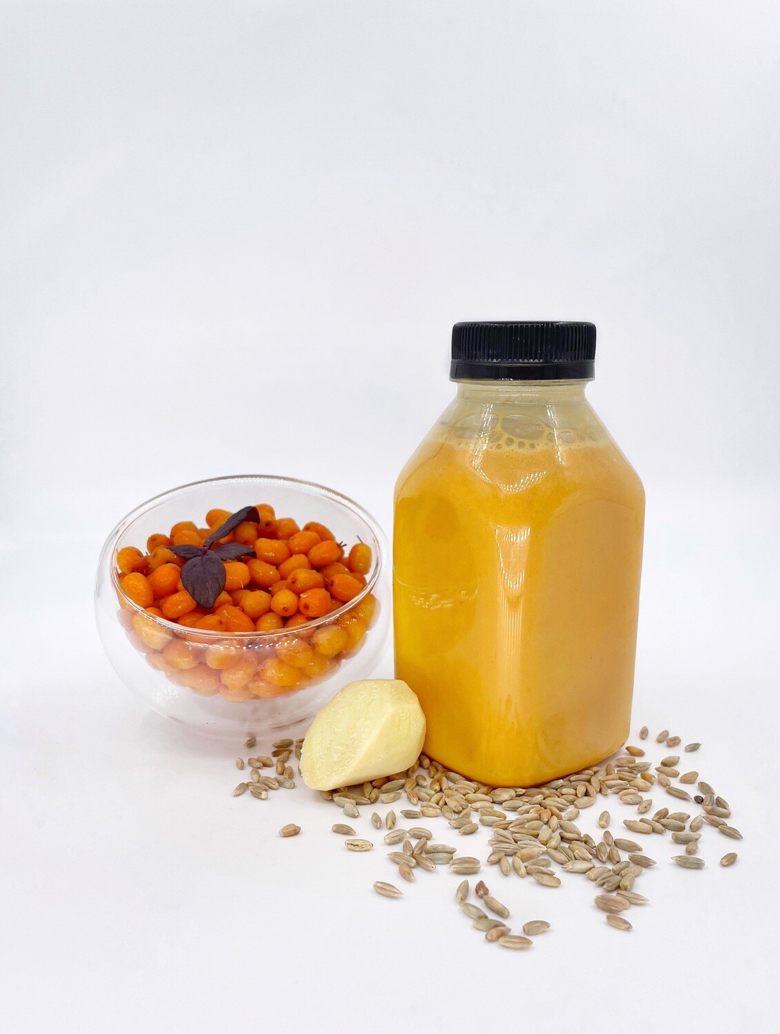 Растительный облепихово-спельтовый напиток с куркумой и имбирем