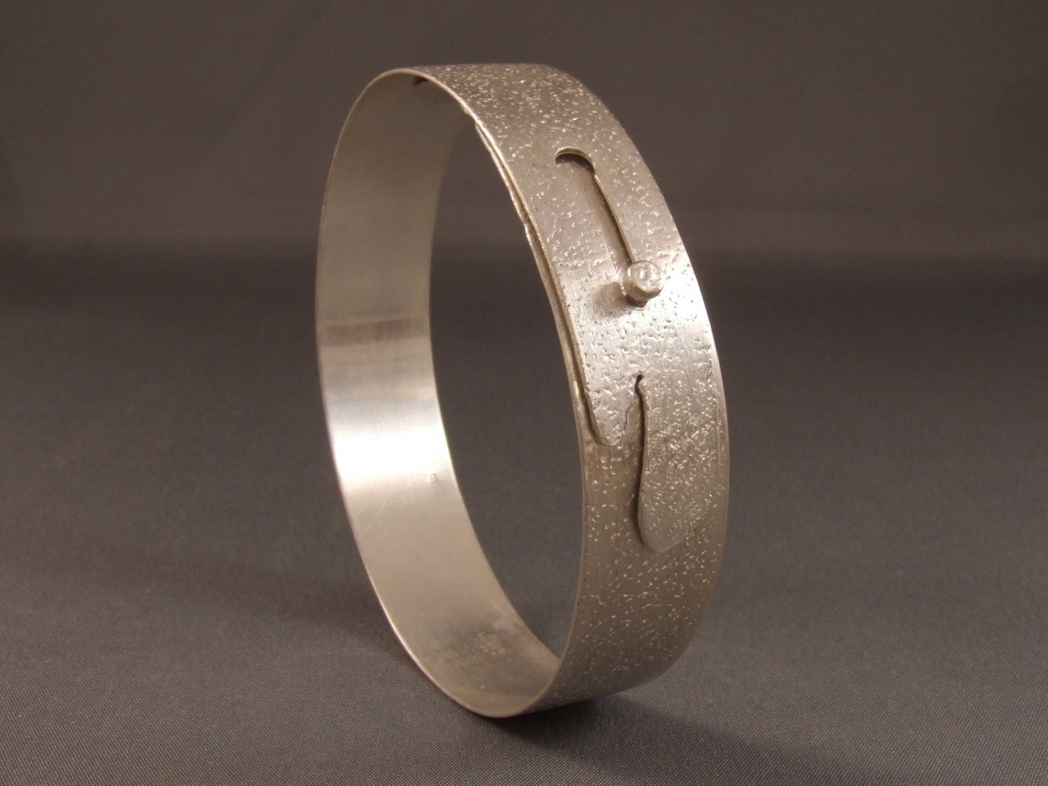 Medieval bangle