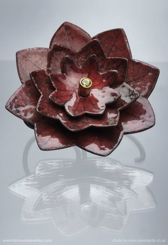 Bloom flower ring