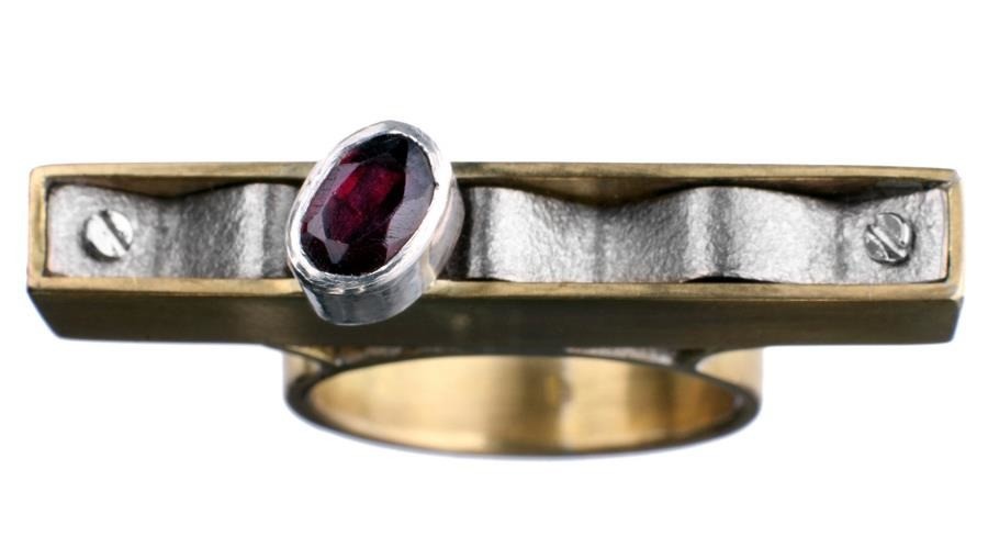 Ring &quot; Untitled &quot;
