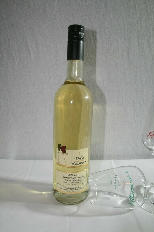2021er Weißburgunder Qualitätswein trocken 2021er Weißburgunder Qualitätswein trocken