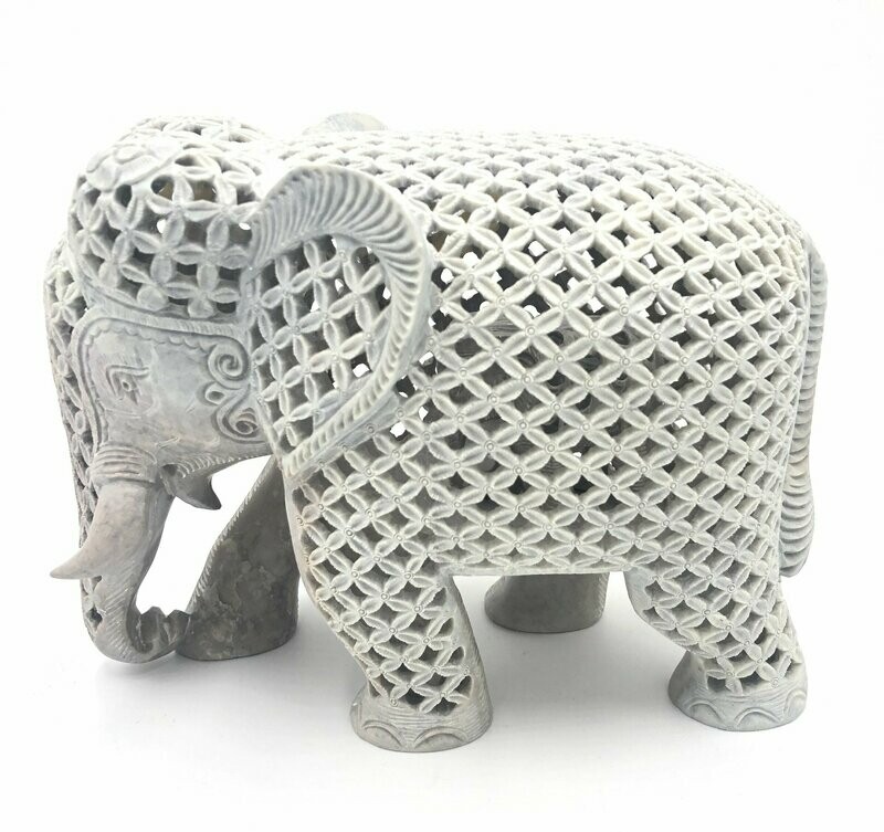Oma Elefant - groß | Grandma Elephant - big Oma Elefant - groß | Grandma Elephant - big