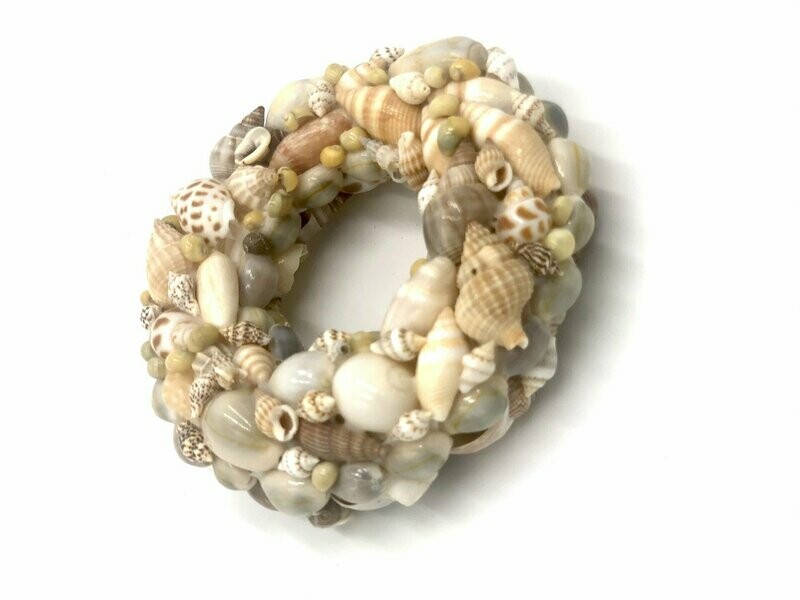 Bunter Muschelkranz | Colorful sea shell wreath Bunter Muschelkranz | Colorful sea shell wreath