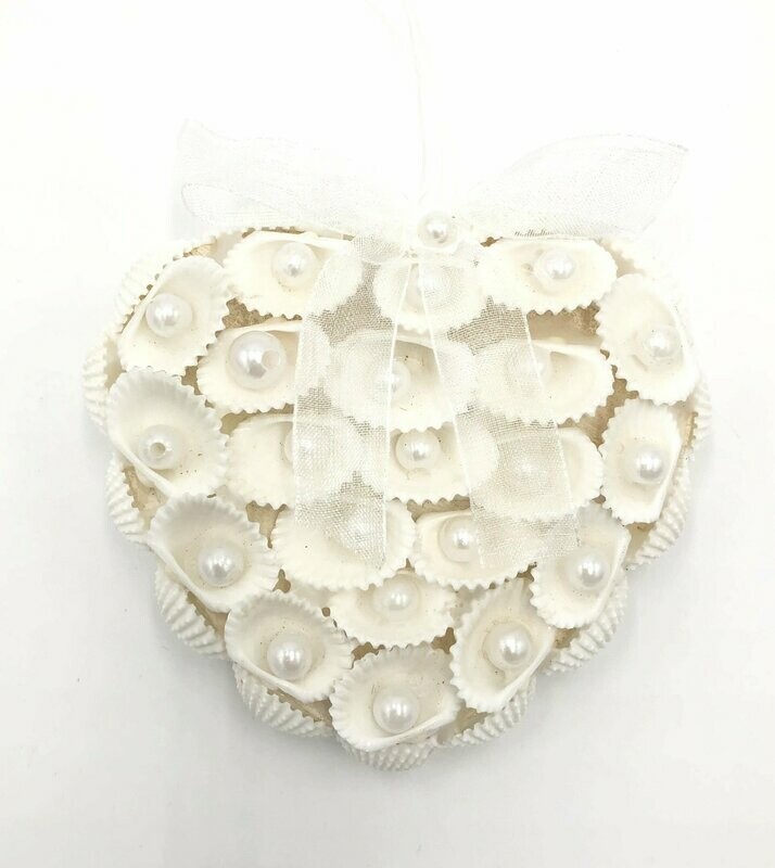 Herz mit Perlen | Heart with pearls Herz mit Perlen | Heart with pearls
