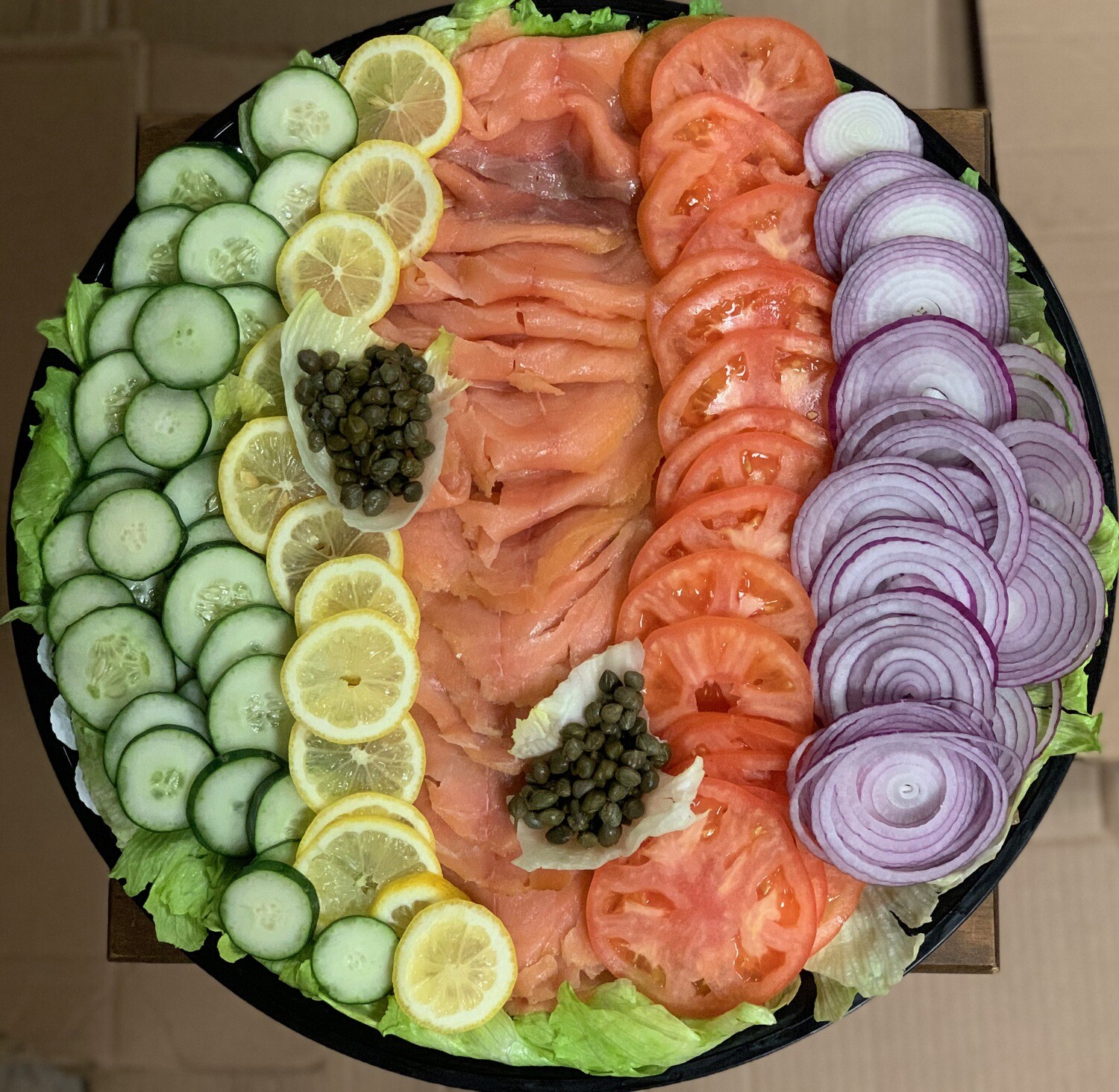 Lox Platter with Bagels (10 to 12 People)