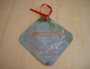 2006 Diamond Shaped Etching Keepsake
