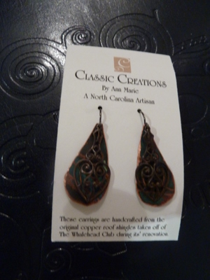 Art Nouveau Teardrop Shaped Earrings with Heart Accent