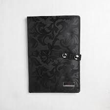 Pattern Holder - Small, Black Magma