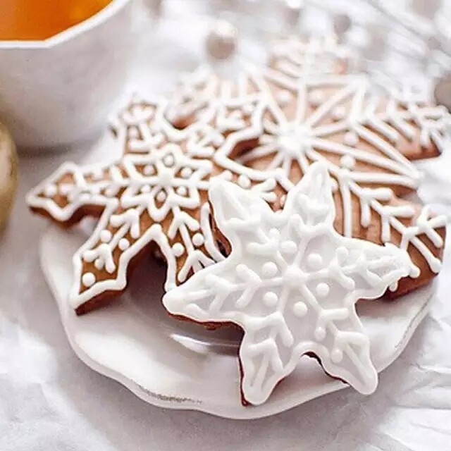 Cookies cutters - Home