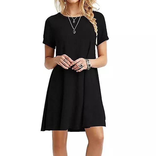 Tris - short sleeved relaxed black dress