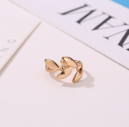 Ear Cuff - Jewellery, Colour: Gold