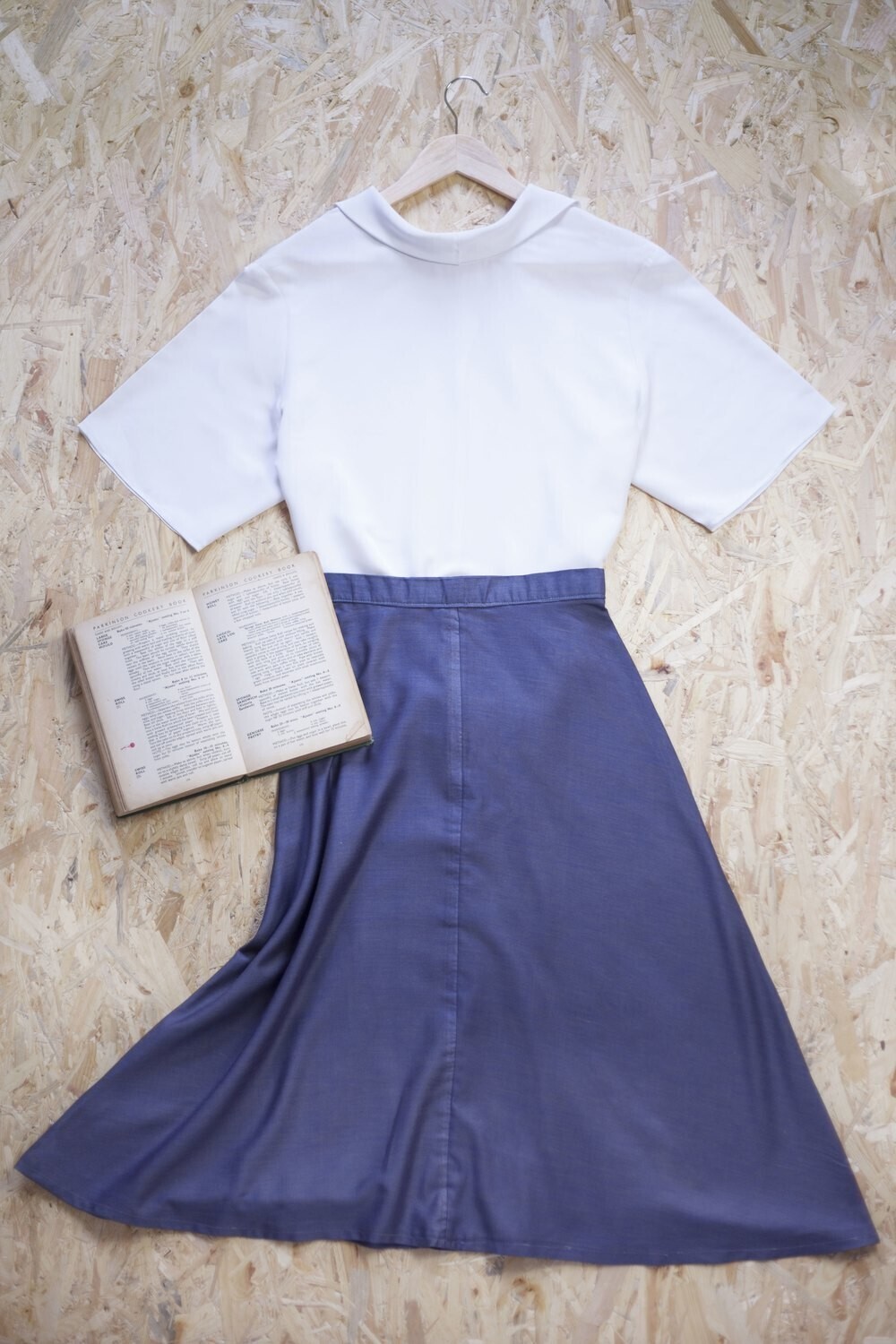 Henny - Skirt, Size: 18, Colour: Navy
