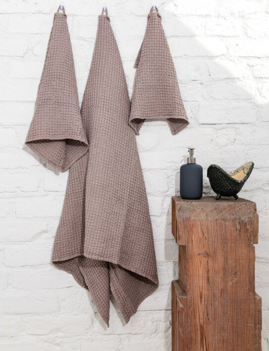 Linen Waffle Towel Set In Beige - Bsthroom