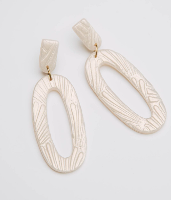 Oh Path statement Earring in Golden Shell - Jewellery