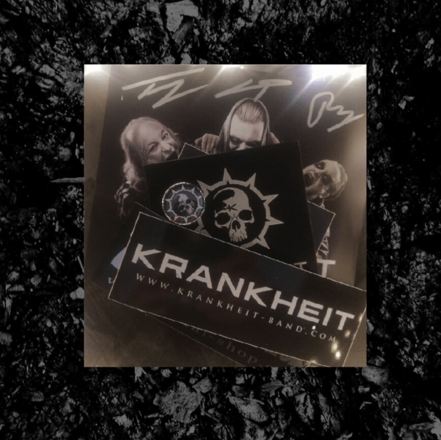 Krankheit 	Package	1CD Zerberus, 1 Patch, 1 Button, 1 signierte Autogrammkarte, 3 Aufkleber