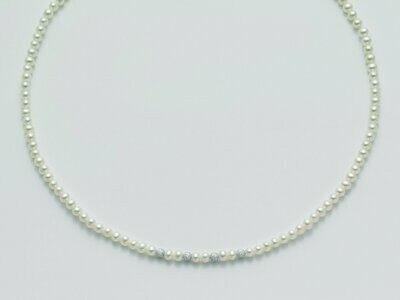 MILUNA - Collana Oro Bianco 18 Kt e Perle 4-4,5
