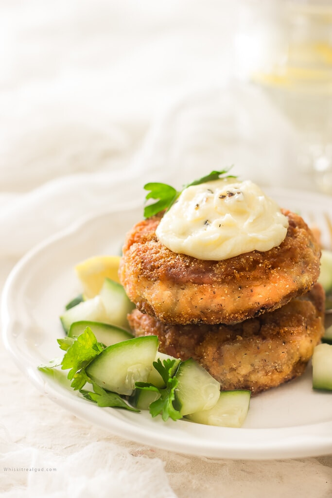 Salmon Cakes Salmon Cakes