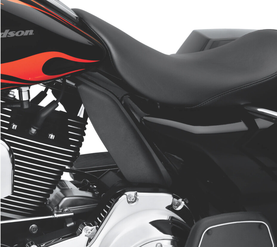 Engine - Mid-Frame Air Deflector