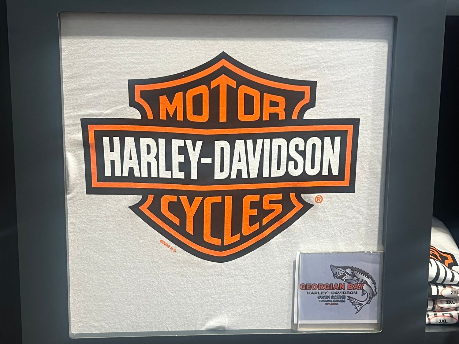 Men&#39;s Custom Tee - Bar &amp; Shield T - SIZE 3XL ONLY