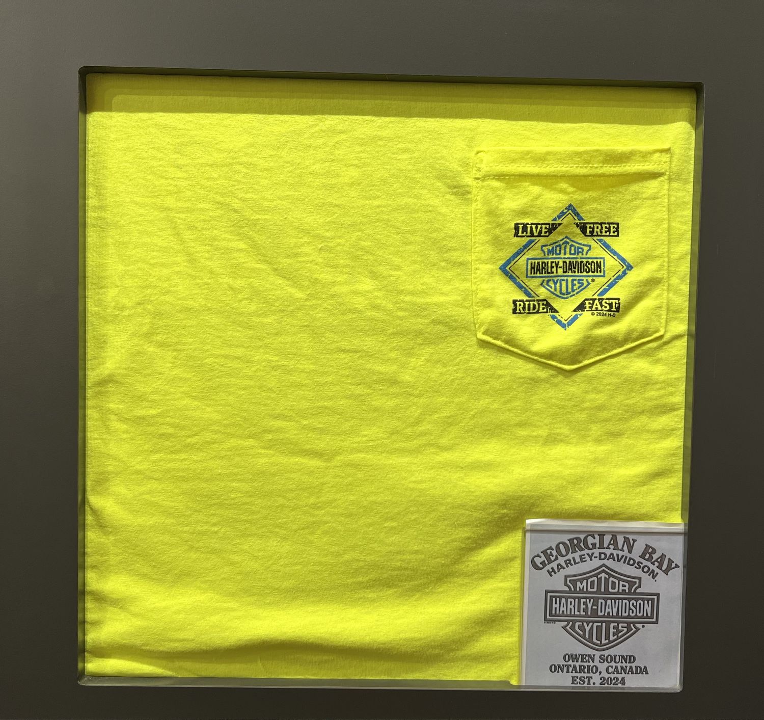 Men's Custom Tee - Pennant Pocket T