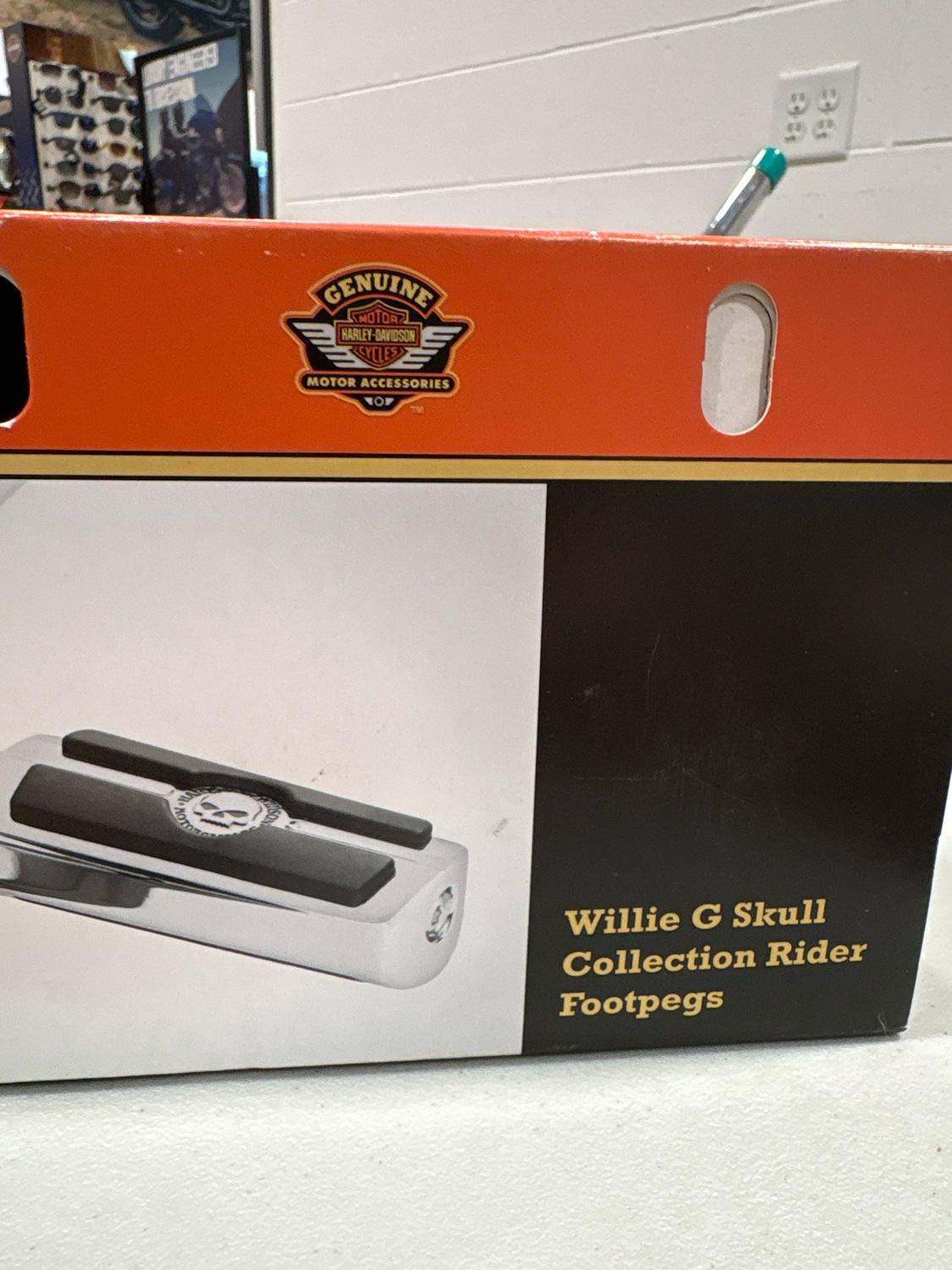 Willie G Skull Collection Rider Foot pegs