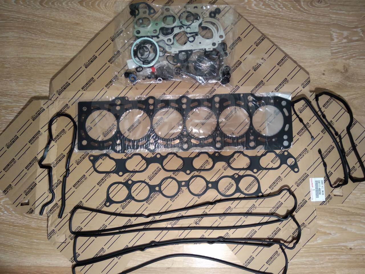 Toyota N04C Complete Engine Gasket Set