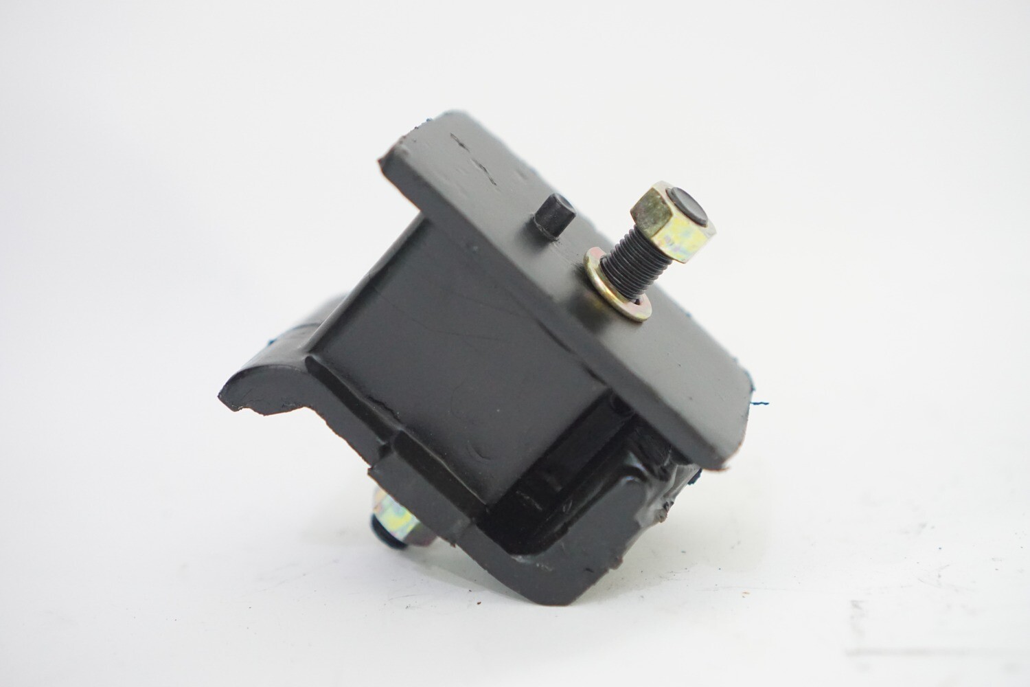 Toyota Dyna / Toyoace Rear Engine Mount Insulator