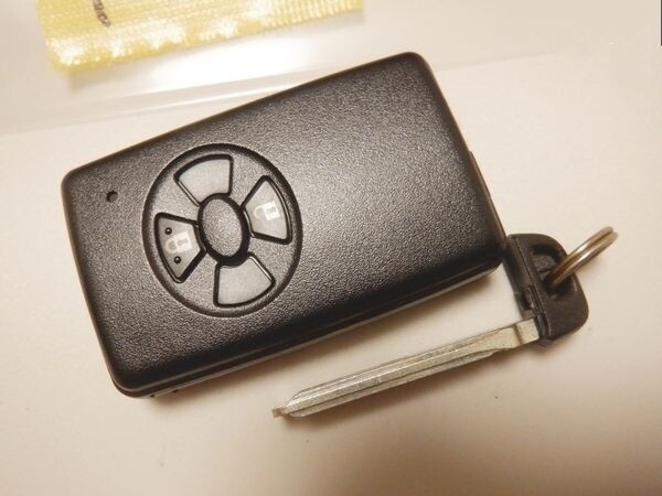 Toyota Mark X Zio Used Genuine Smart Key