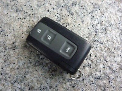 Toyota Crown Majesta UZS186 Used Genuine Smart Key