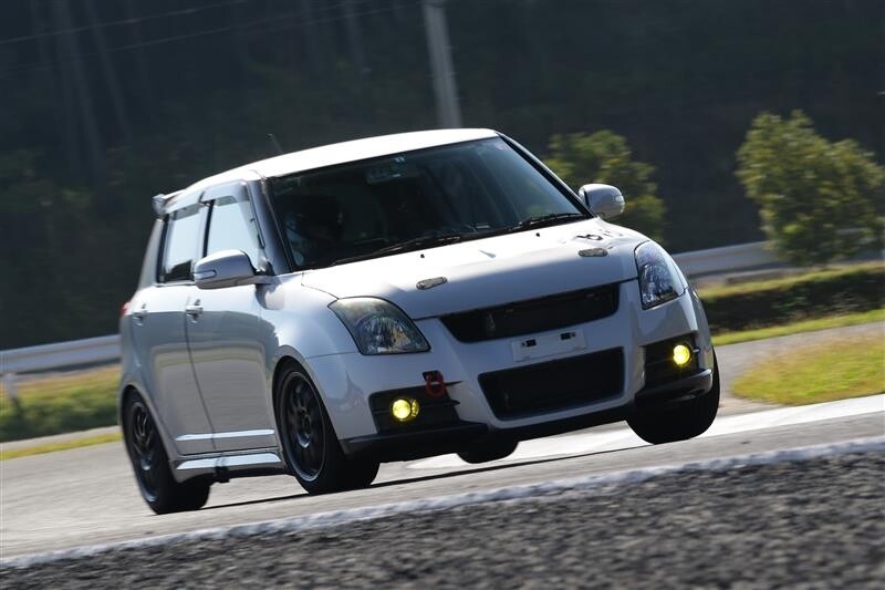 Suzuki Swift ZC11S ZC31S AC Compressor