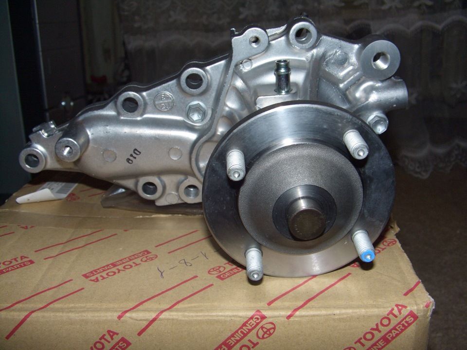 Toyota Supra JZA80 - Genuine 2JZGTE Complete Water Pump With Housing