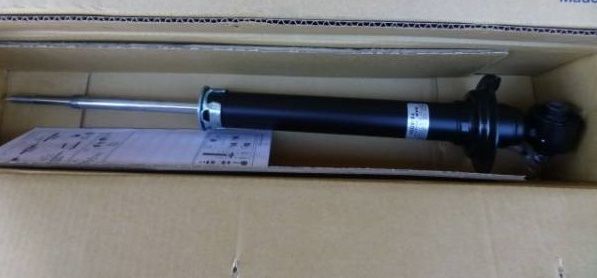 Toyota Mark X GRX120 / GRX121 - Genuine Rear Shock Absorber