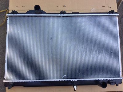 Toyota Mark X GRX120 / GRX121 / GRX125 - 3GRFSE / 4GRFSE Engine Radiator