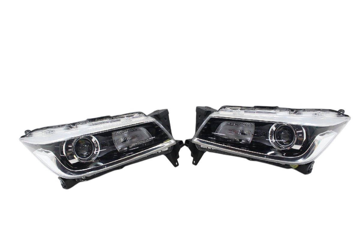 Suzuki Solio Bandit MA36S Headlight 2015 - 2020 (Used)