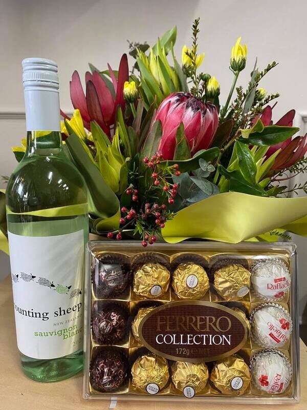 Blooms, Vino and Chocolate - Sav