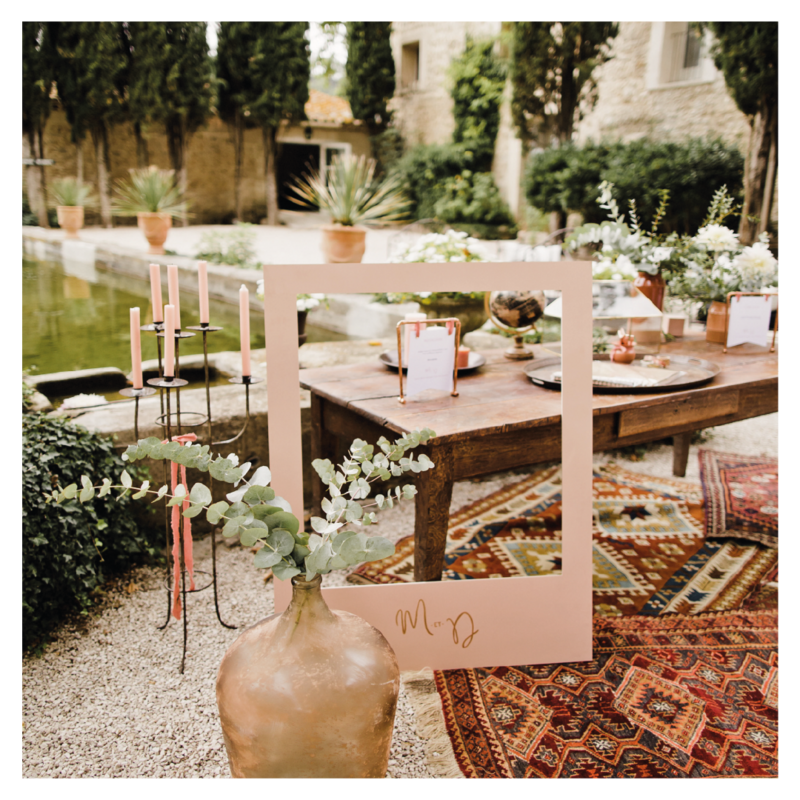 CALI-  Cadre rose nude - (Uniquement disponible à la location)